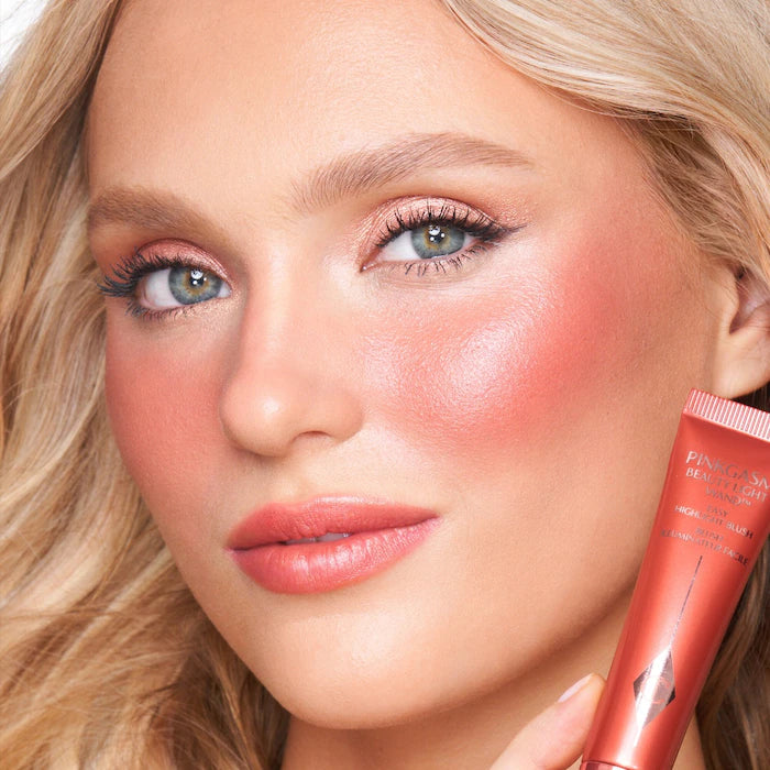Charlotte Tilbury Beauty Highlighter Wand - Illuminating Makeup Stick for Face & Body Glow, Perfect for Contouring & Highlighting (Great for Parties, Weddings & Night Out Makeup)