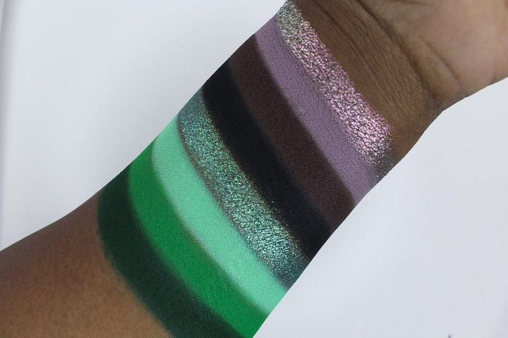 Best Lure Eyeshadow Palette - 12 Highly Pigmented Matte & Shimmer Shades for Day & Night Makeup Looks | Perfect for Parties, Weddings & Everyday Glam