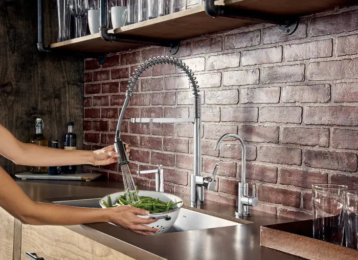Moen Sleek Spot Resist Stainless Steel One-Handle Pull-Down Kitchen Faucet with Pre-Rinse Sprayer - Perfect for Modern Kitchens and High-Traffic Homes