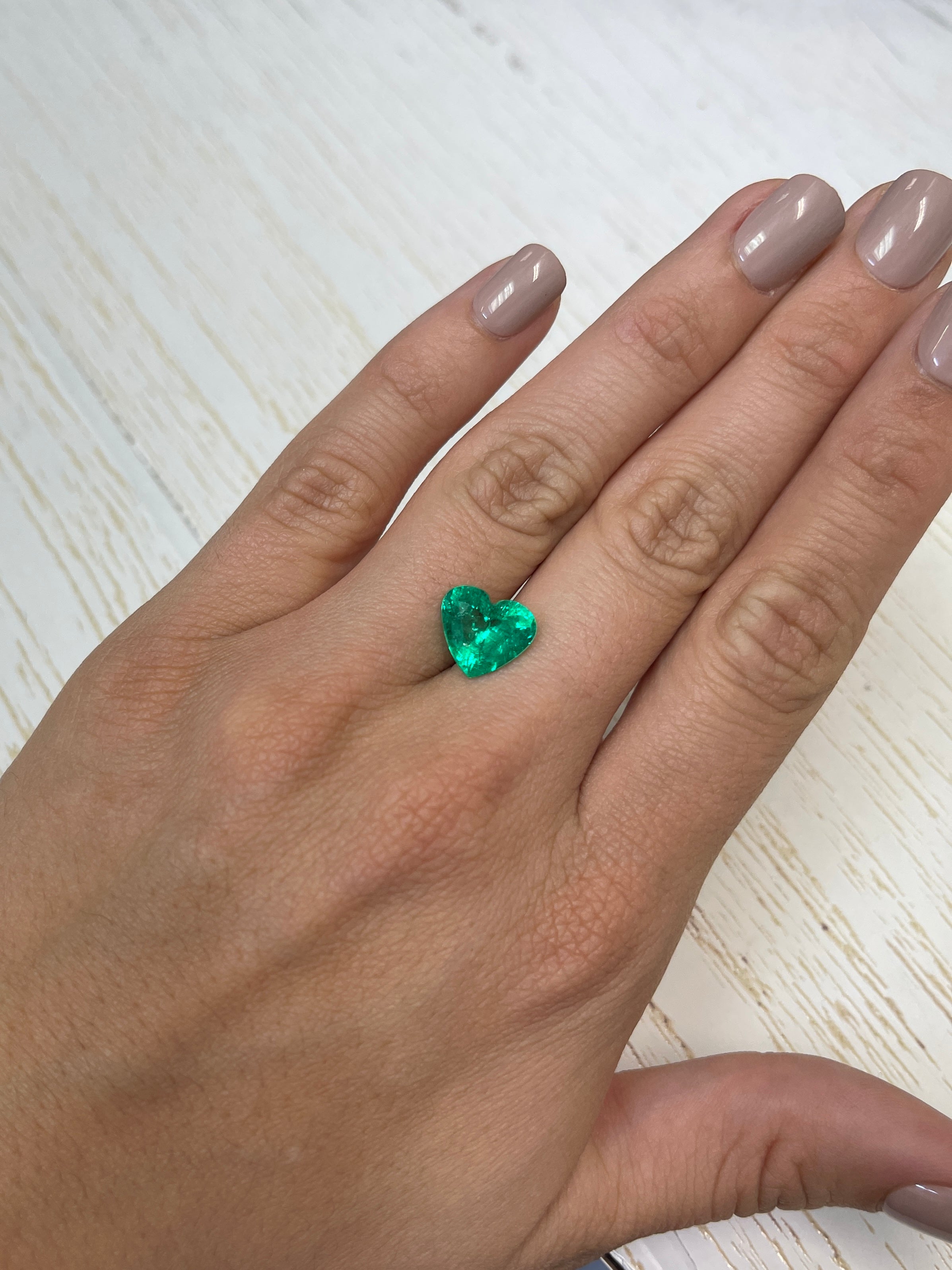 4.12 Carat Muzo Green Natural Loose Colombian Emerald Heart Cut Gemstone - Minor Oil Treatment | Perfect for Engagement Rings, Pendants & Fine Jewelry Making