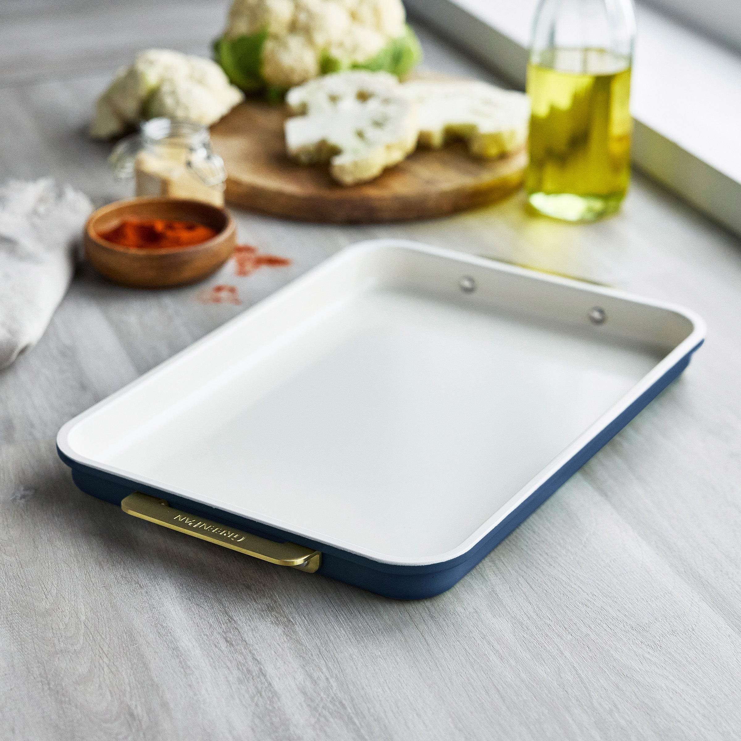 Premium Reserve Bakeware 13 x 9 Inch Nonstick Quarter Sheet Pan - Durable Carbon Steel Baking Tray for Cookies, Roasting Vegetables, and Sheet Cakes | Perfect for Home Baking, Meal Prep, and Holiday Cooking