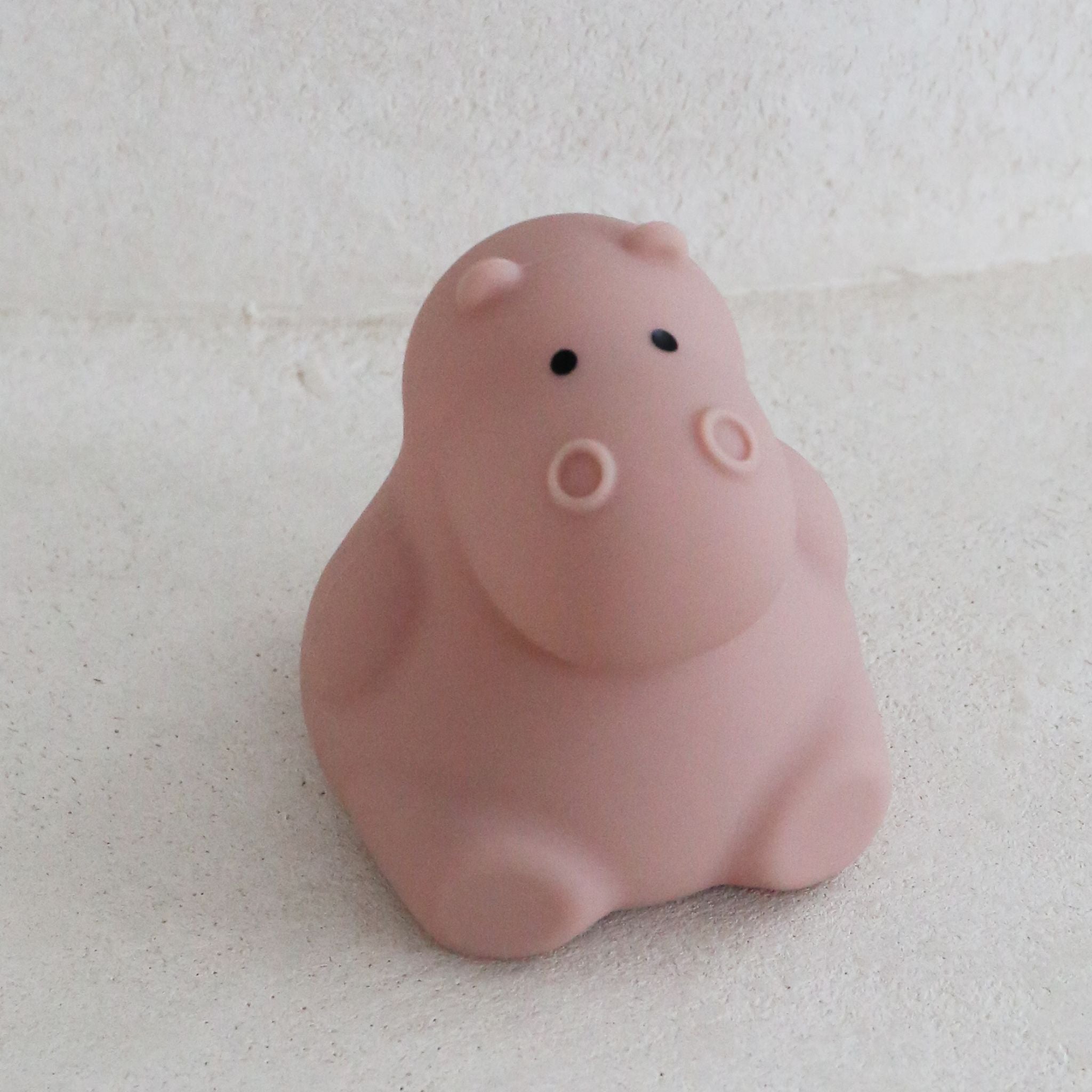 DESIGNSTUFF Little Hippo Kids Night Lamp - Handmade Clay Nightlight for Nursery, Bedroom & Kids Room | Cute Animal-Shaped Night Light for Sleep, Comfort & Decor