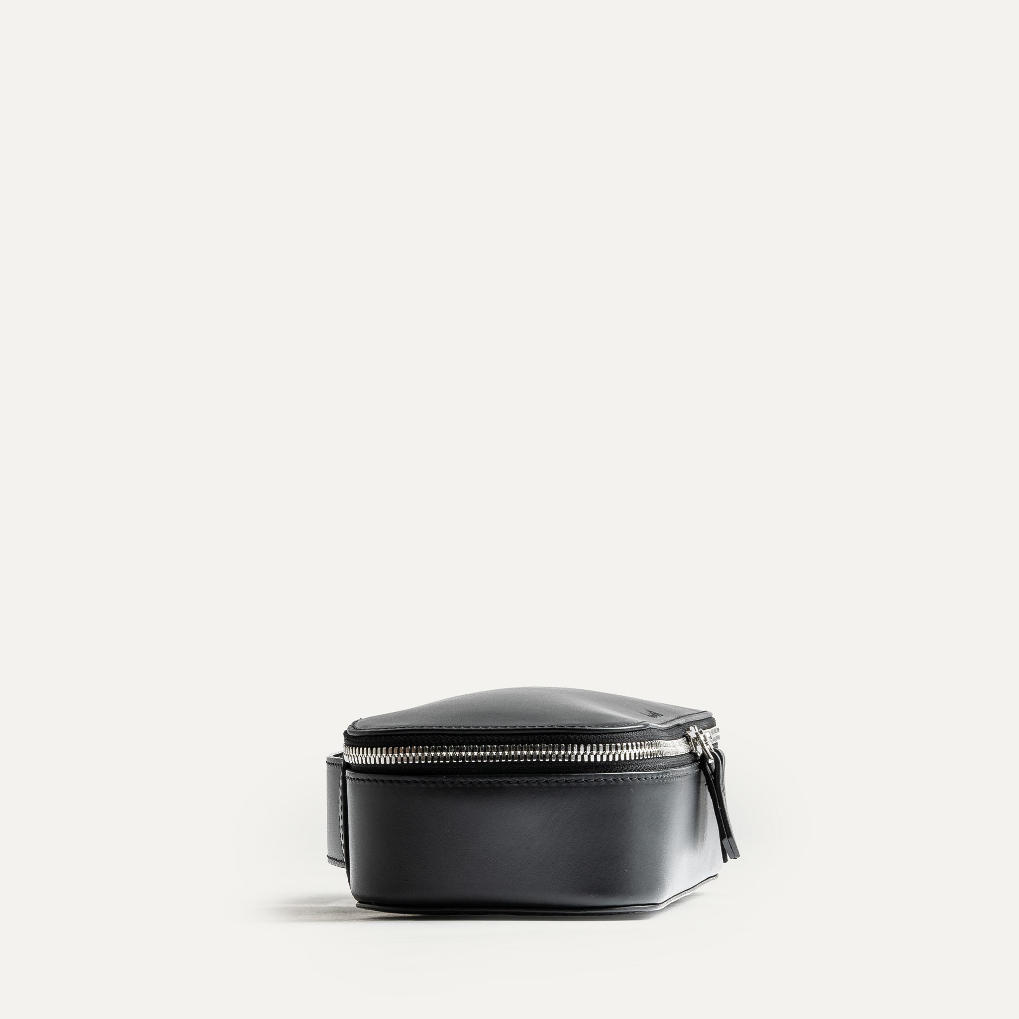 GINA II Genuine Leather Handbag - Black Leather Purse for Women | Stylish & Durable Crossbody Bag for Work, Travel & Everyday Use