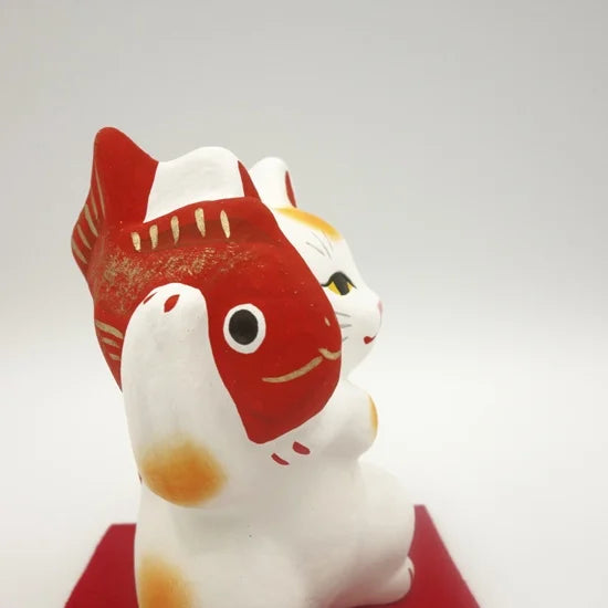Nagahama Doll Japanese Maneki Neko (Beckoning Cat) White Lucky Cat Figure - Authentic Japanese Good Luck Charm for Home & Office Decor