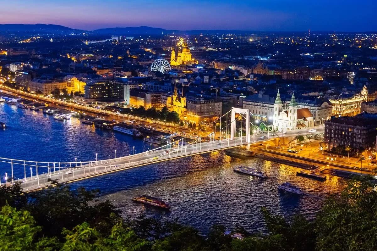 1000 Piece Budapest Night View Wooden Jigsaw Puzzle - Challenging Nature Scenery Puzzle for Adults, Perfect for Home Decor, Family Game Night & Stress Relief