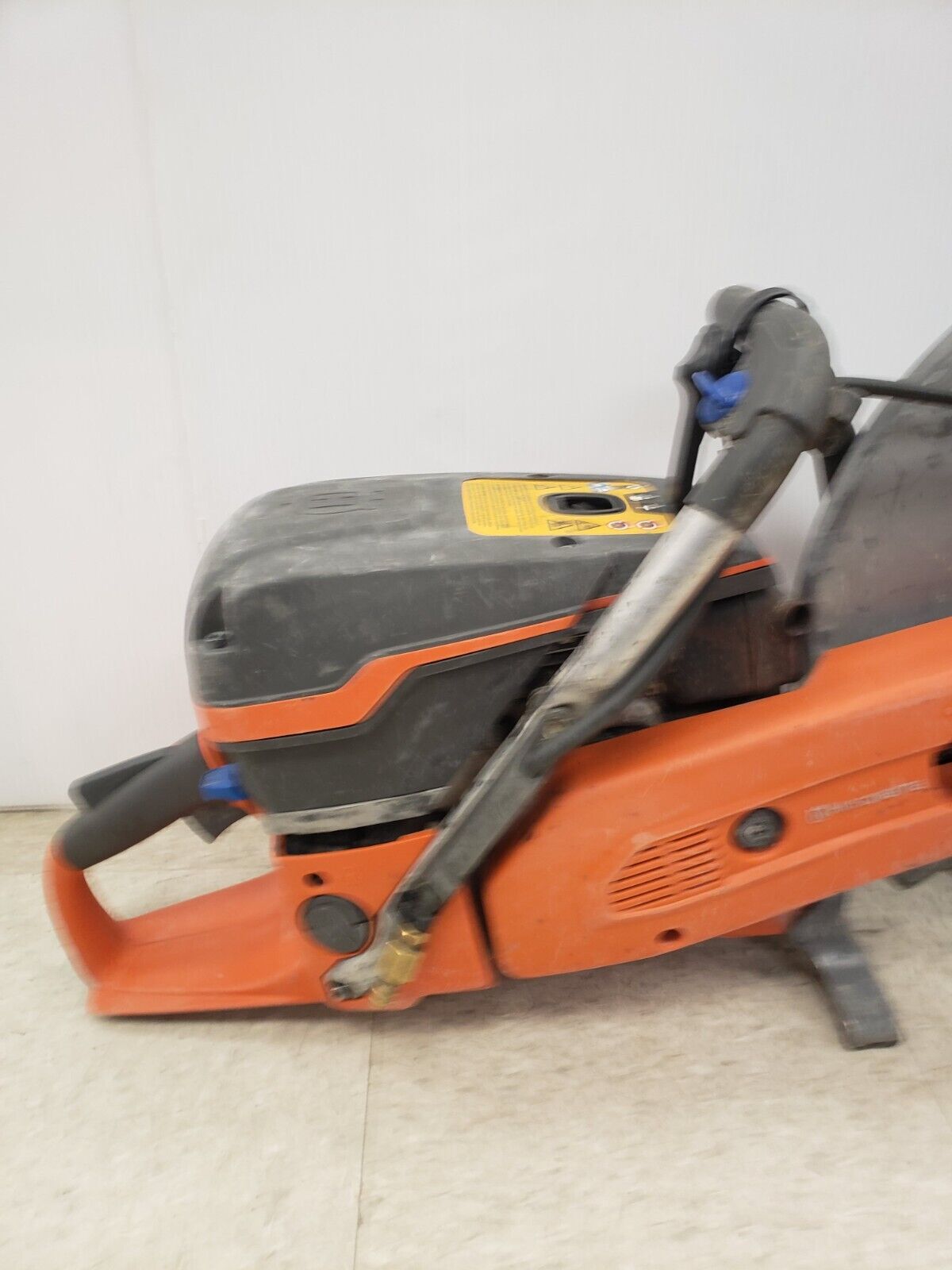 Husqvarna K970 Gas-Powered Cut Off Saw - Heavy Duty Concrete & Metal Cutting for Construction & Demolition Projects