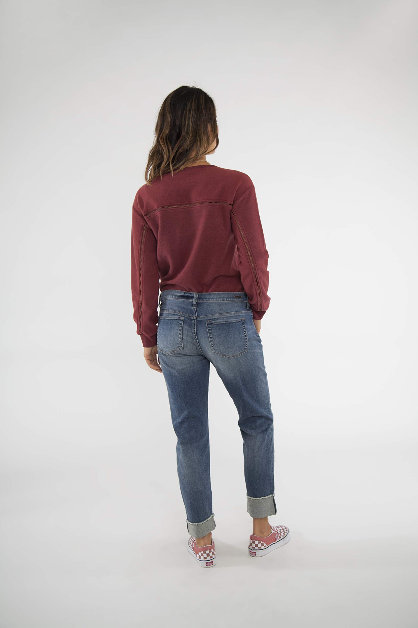 Carve Designs Carson Boyfriend Jeans for Women - Mid-Rise Relaxed Fit Denim Pants | Comfortable Casual Wear for Everyday Outfits & Weekend Style