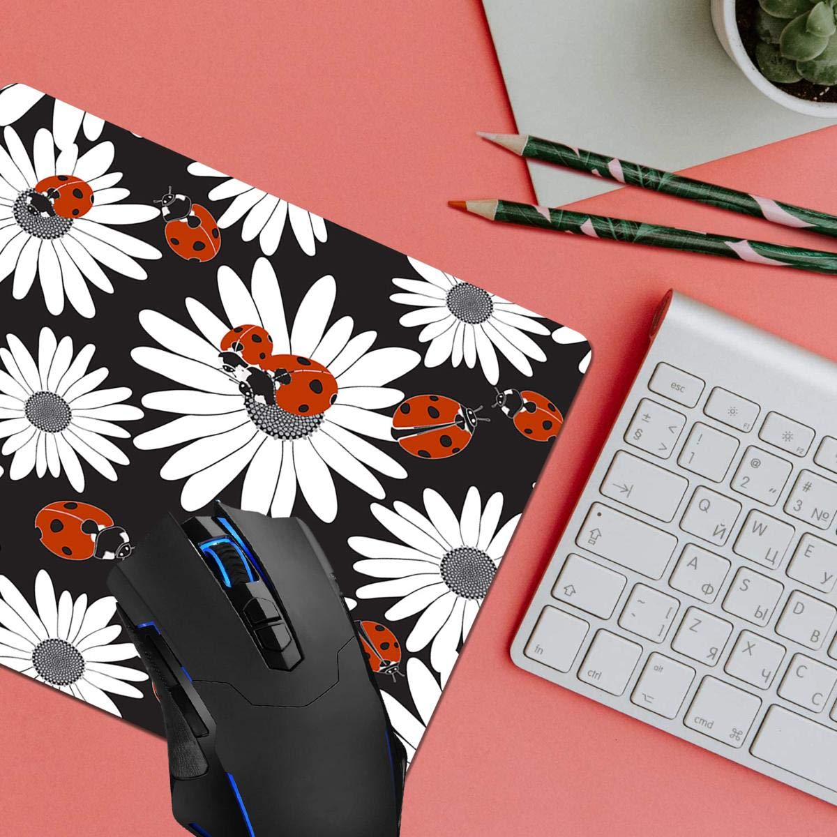 Ladybugs Non-Slip Rubber Base Mouse Pad - Cute Computer Desk Accessory for Laptop & PC Gaming, Office Work & Home Use