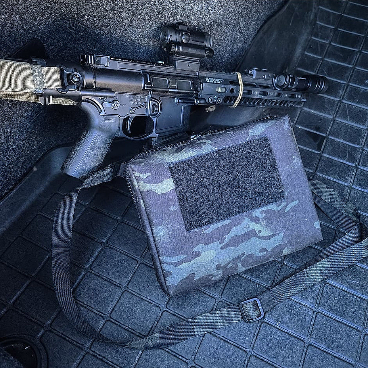 Esstac Mag Bag 300 - 10 Magazine Pouch Tactical Gear for AR15, AK47, Pistols - Perfect for Range Training, Hunting & Military Use