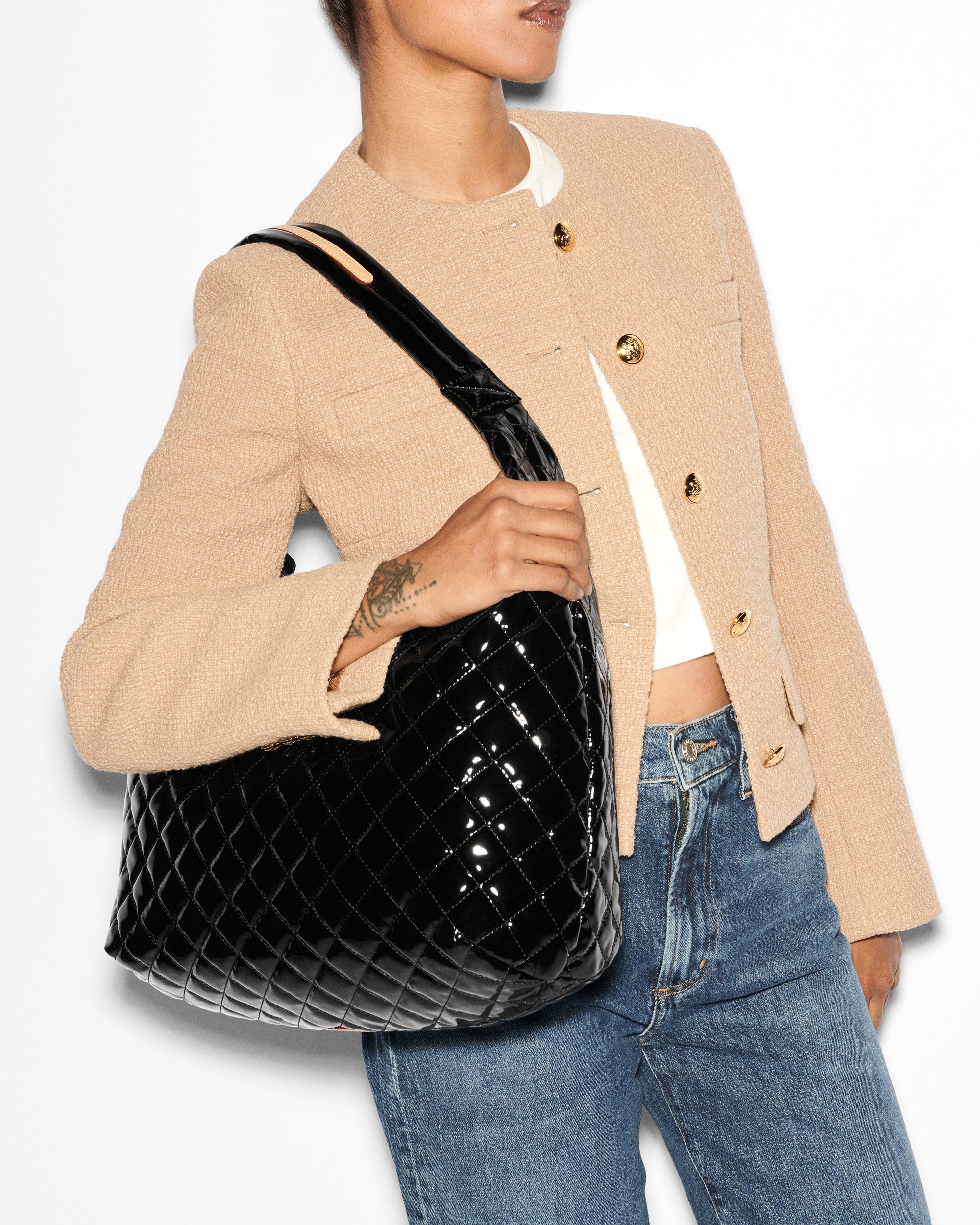 Stylish Black Lacquer Large Metro Shoulder Bag II - Perfect for Work, Travel & Everyday Use | Fashionable Women's Handbag