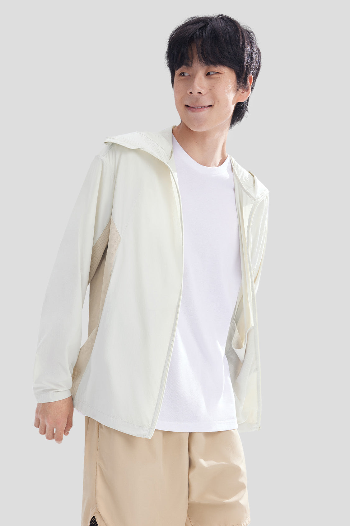Men's Lightweight Packable Sun Protection Jacket UPF50+ - Breathable Travel & Outdoor Hiking Windbreaker for Summer Adventures