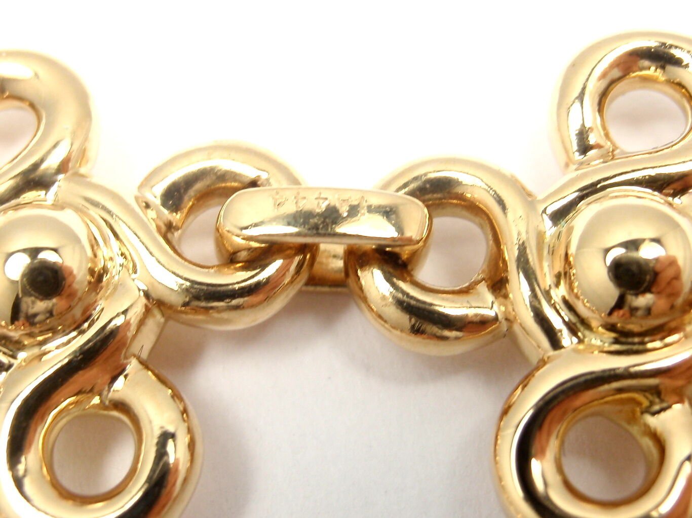 Authentic Chanel 18K Yellow Gold Diamond Bracelet with Certificate - Luxury Jewelry for Women, Perfect for Gifts, Parties & Special Occasions