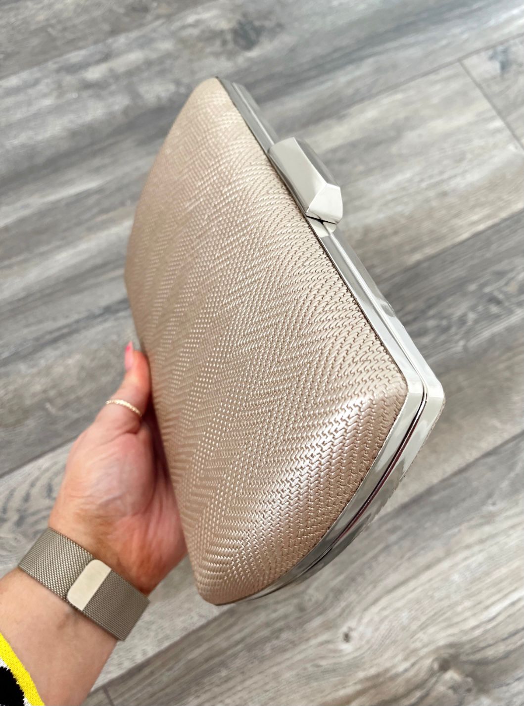 Stylish Ciana Clutch Bag for Women - Elegant Evening Purse with Detachable Chain - Perfect for Parties, Weddings & Date Nights