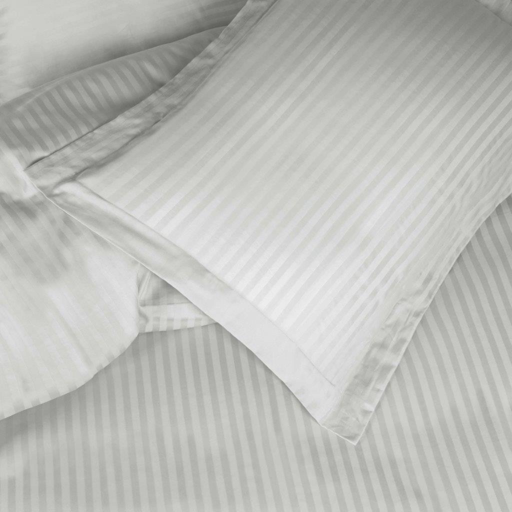 Luxury Egyptian Cotton 600 Thread Count Duvet Cover Set - Queen Size, Striped Design for Bedroom Decor | Soft & Breathable Bedding Set for Hotels, Guest Rooms & Master Bedrooms