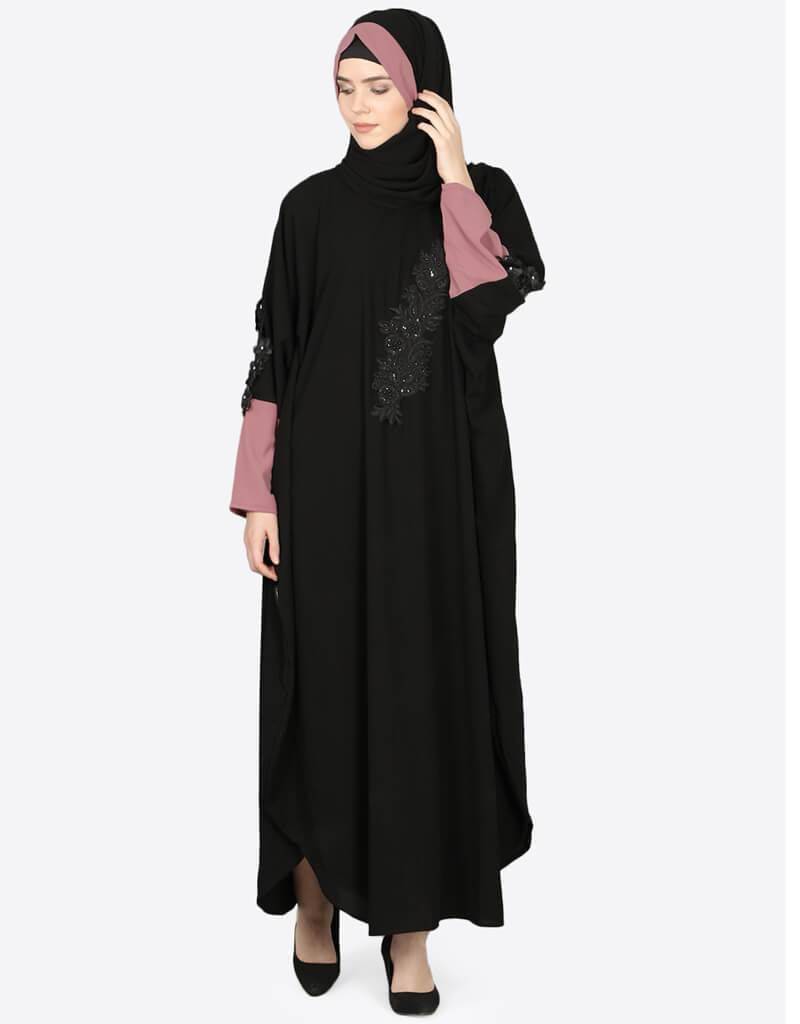 Stylish Arabic Patch Contrast Cuff Black Kaftan - Elegant Embroidered Long Dress for Women - Perfect for Eid, Weddings & Special Occasions