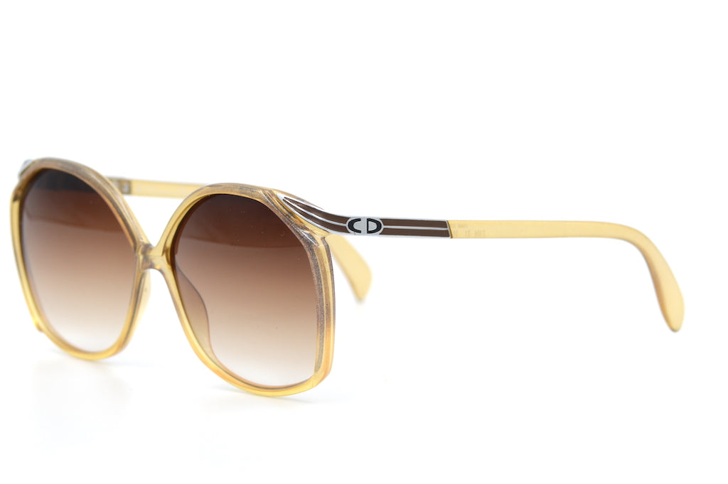 Christian Dior 2104 Sunglasses - Classic Designer Shades for Women | UV Protection & Fashion Statement | Perfect for Beach, Driving & Outdoor Activities