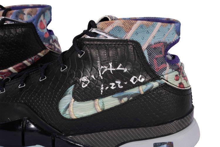 Kobe Bryant Lakers Signed Nike Zoom Kobe I Prelude Shoes - Limited Edition 81 PTS Panini Certified - Perfect for Collectors, Basketball Fans & Sports Memorabilia Enthusiasts