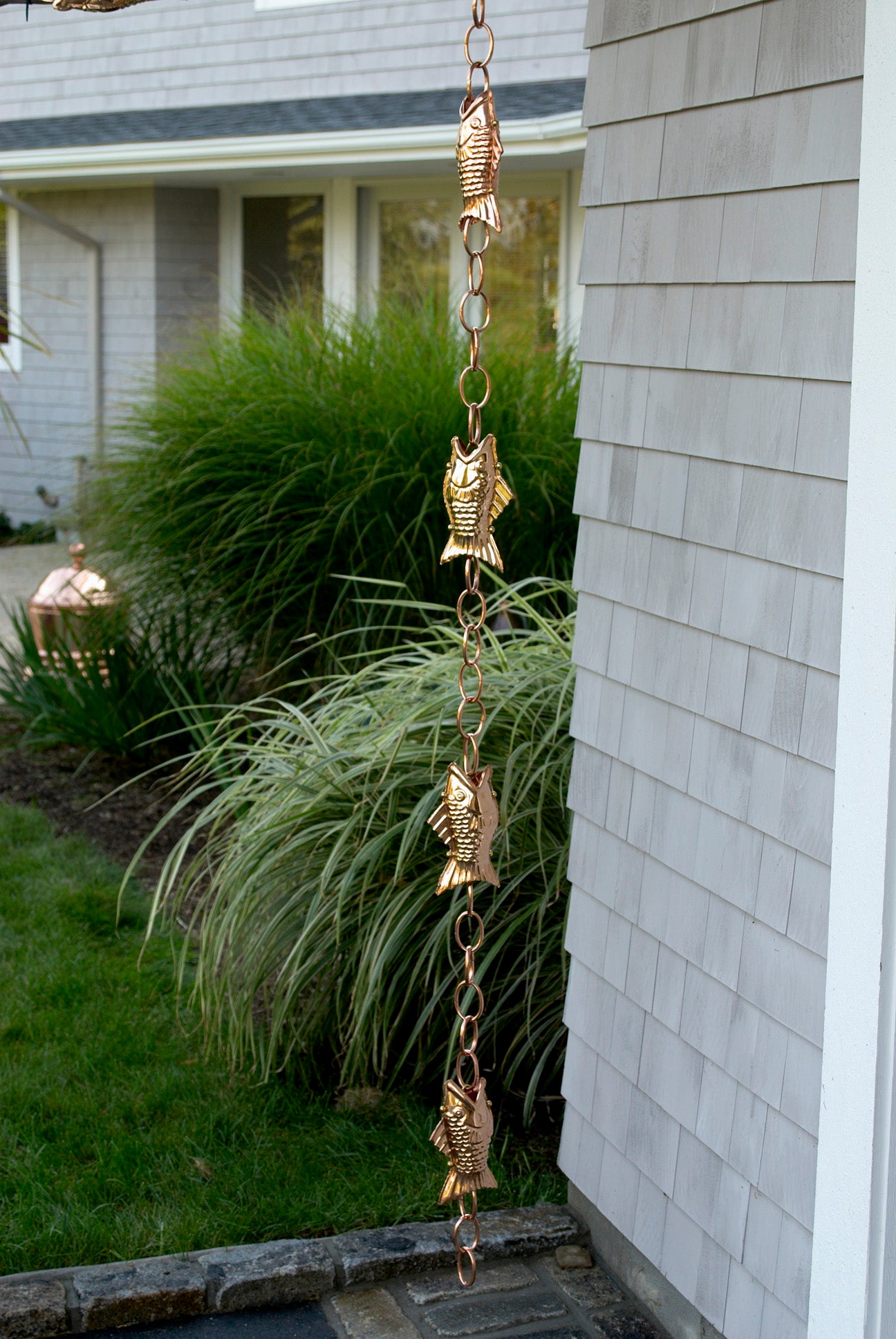 8.5 ft Decorative Fish Rain Chain with 4 Large Figures - Perfect for Garden Waterfalls, Outdoor Decor & Zen Landscaping