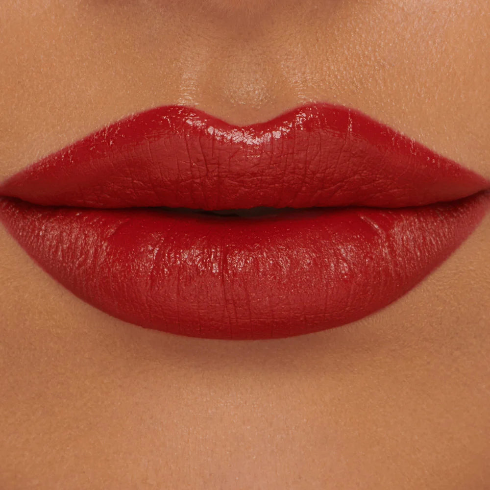 Anna Marti Cosmetics Velvet Matte Lipstick - Long Lasting, Hydrating Liquid Lipstick with Rich Pigment - Perfect for Date Night, Parties & Everyday Wear