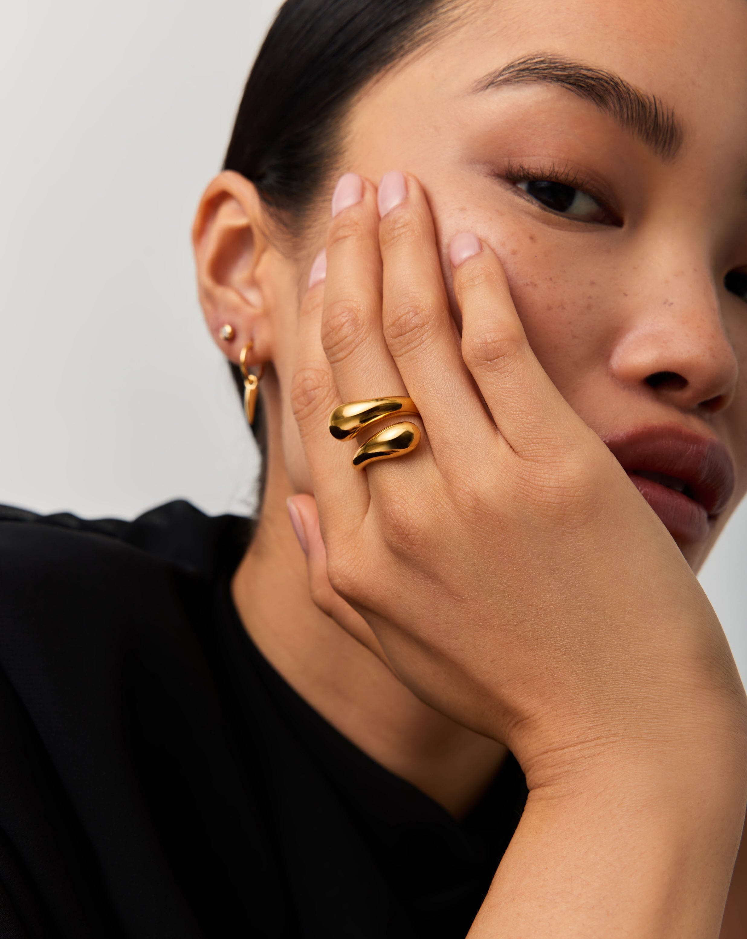 Savi Sculptural Crossover Ring - 18k Gold Vermeil Stackable Band for Women | Elegant Jewelry Gift for Her, Perfect for Weddings, Anniversaries & Everyday Wear