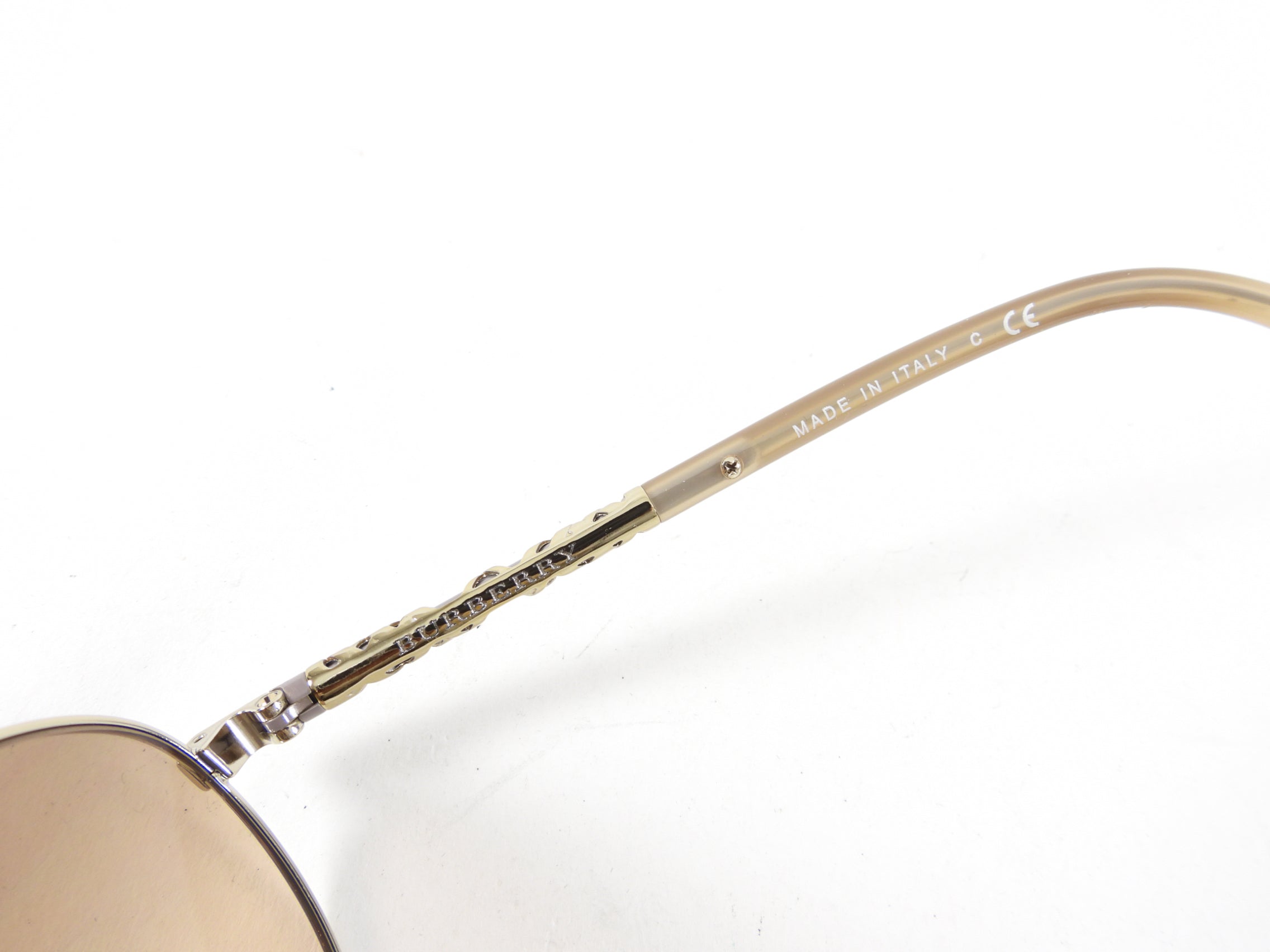 Burberry Aviator Metal Frame Sunglasses B3089 - Classic Polarized UV Protection for Men & Women - Perfect for Driving, Travel, and Outdoor Activities