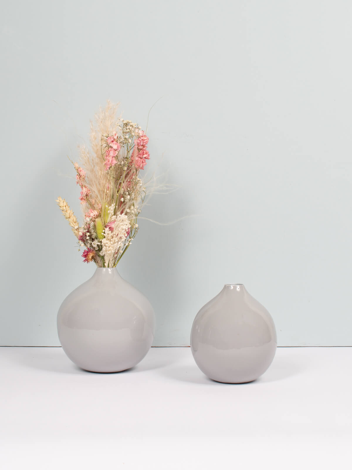 Grey Enamel Ball Vase - Small Ceramic Decorative Flower Vase for Home Decor, Wedding Centerpiece, Tabletop Display (Slight Imperfections)