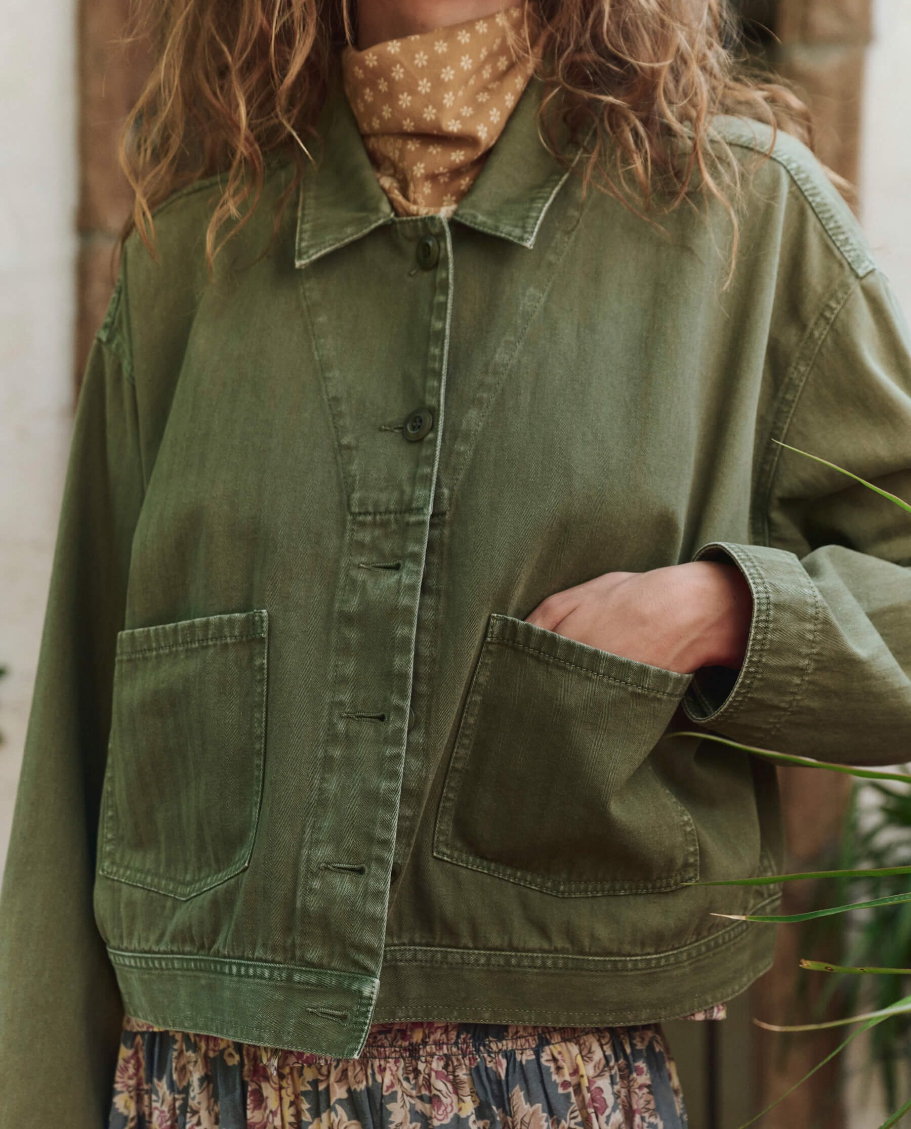 Classic Army Rancher Jacket - Vintage Style Men's Outerwear for Outdoor Adventures & Casual Wear