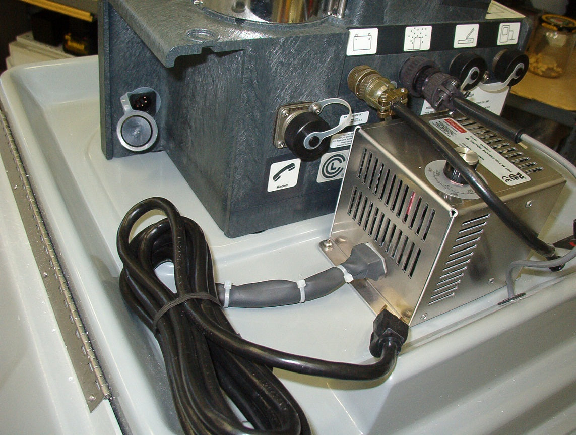 6712FR Controller Compartment Heater - High Performance Electric Heating Element for Industrial Equipment | Perfect for HVAC Systems, Manufacturing Machinery & Electrical Control Panels