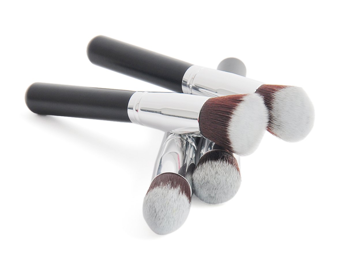 Electric Makeup Brush Cleaner - Automatic Spinner Washer & Dryer with 8 Rubber Collars | Fast Cleaning for All Brush Types | Perfect for Home Salon & Professional Makeup Artists