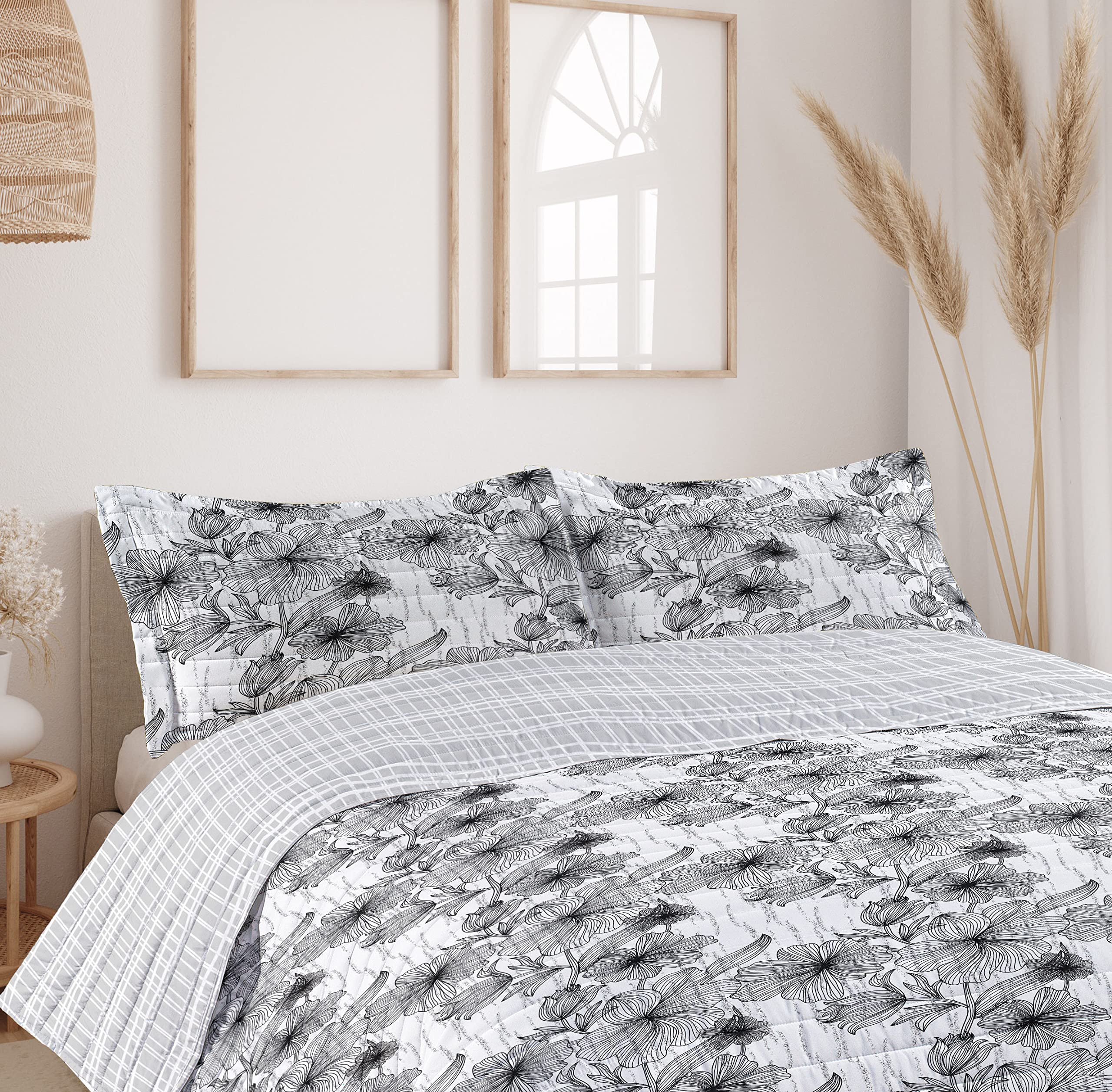 Ambesonne Floral Reversible Queen Size Bedspread Set - Monochrome Hand Drawn Wild Spring Flowers Design with Pillow Shams & Comforter - Soft Microfiber Bedding in Black & White - Perfect for Spring Home Decor & Guest Room Makeover