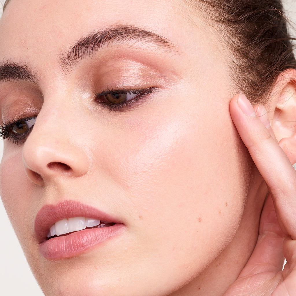 ReEvolve Natural Finish Liquid Foundation - Lightweight, Buildable Coverage for Flawless Skin | Perfect for Everyday Wear & Special Occasions