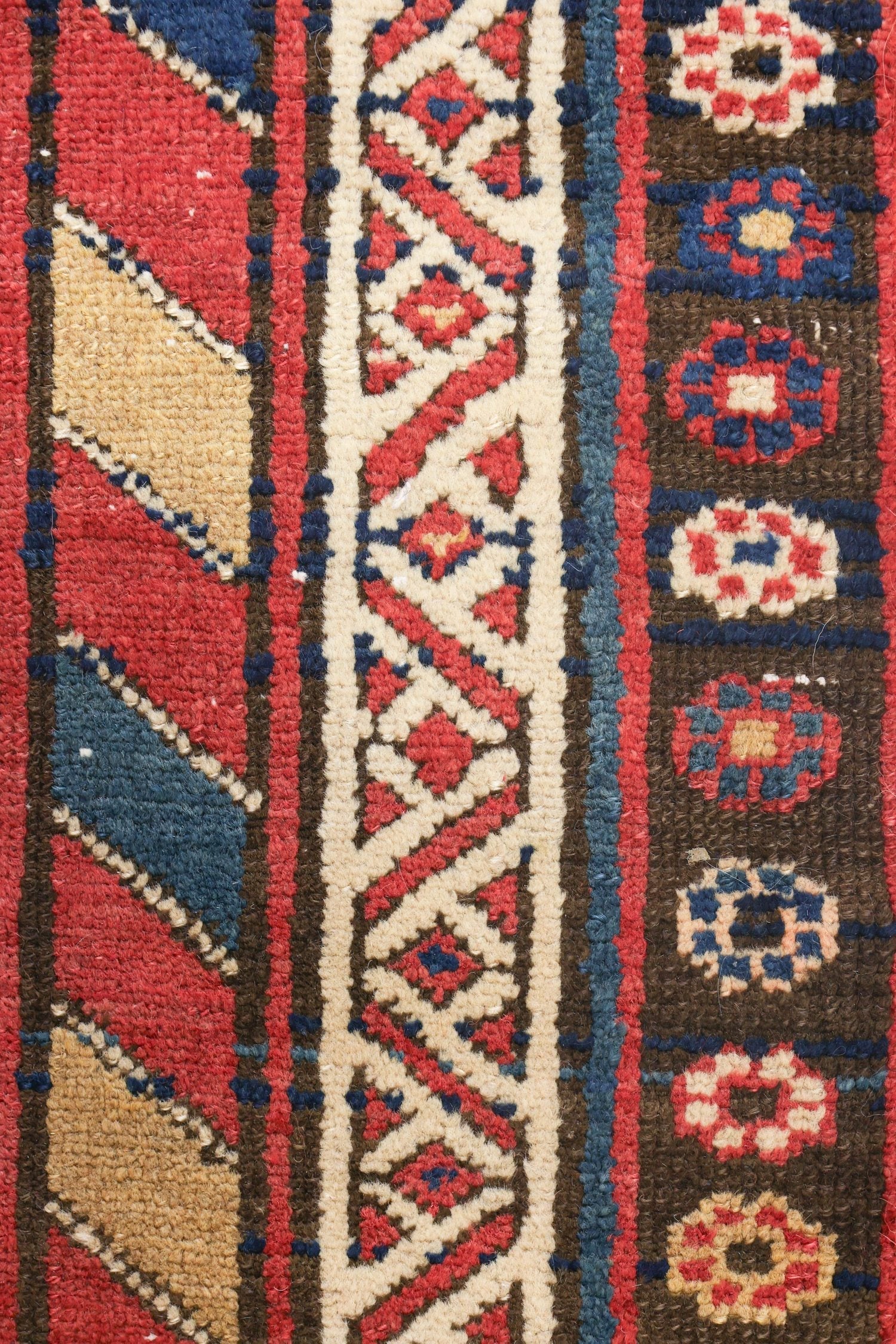Handmade Antique Kurdish Tribal Rug - Traditional J69203 Oriental Wool Carpet for Living Room, Bedroom & Home Decor