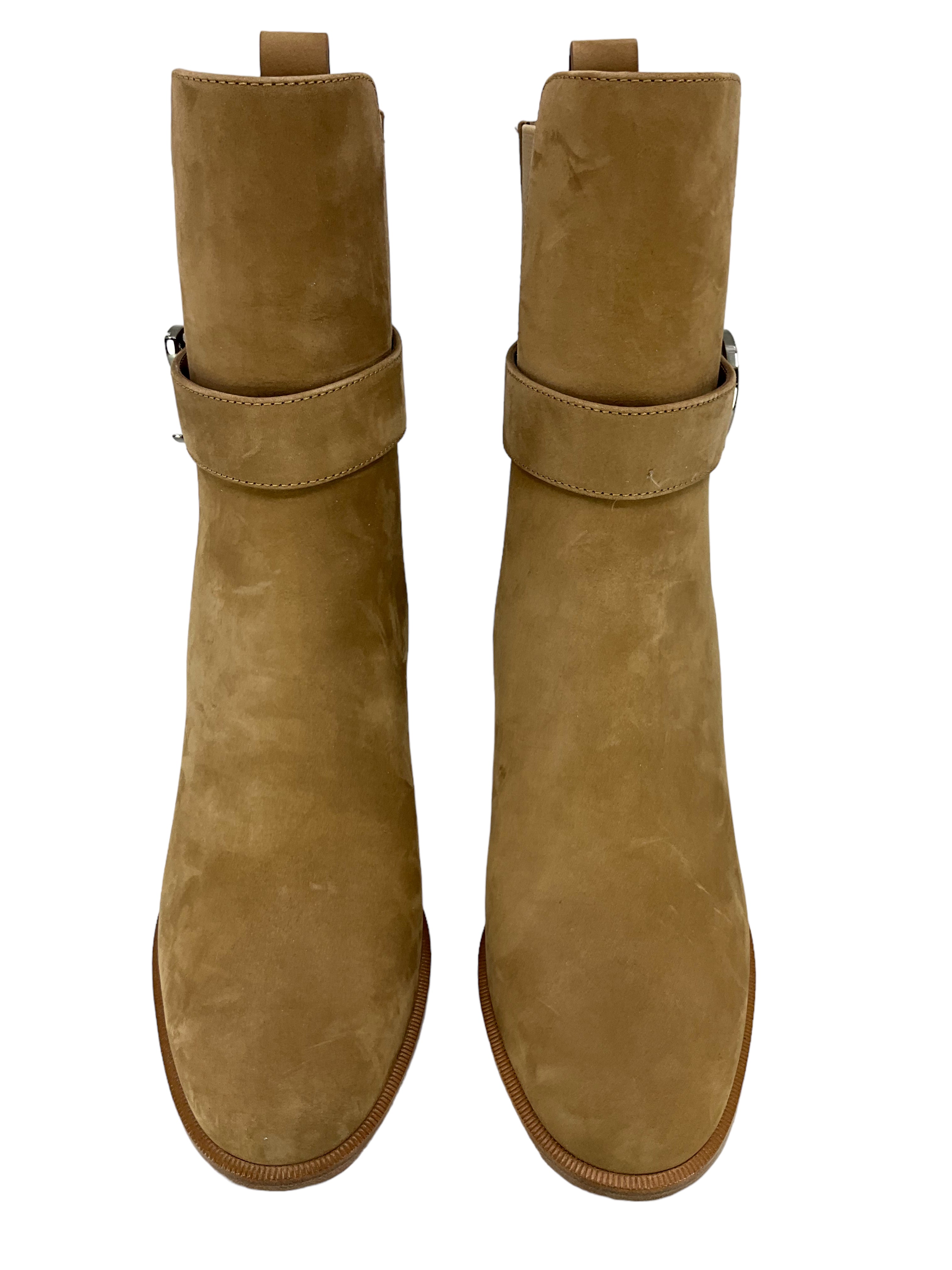 Christian Louboutin CL Chelsea Suede Ankle Boots Women's Size 7.5 - Stylish Fall & Winter Fashion for Evening Outfits & Office Wear