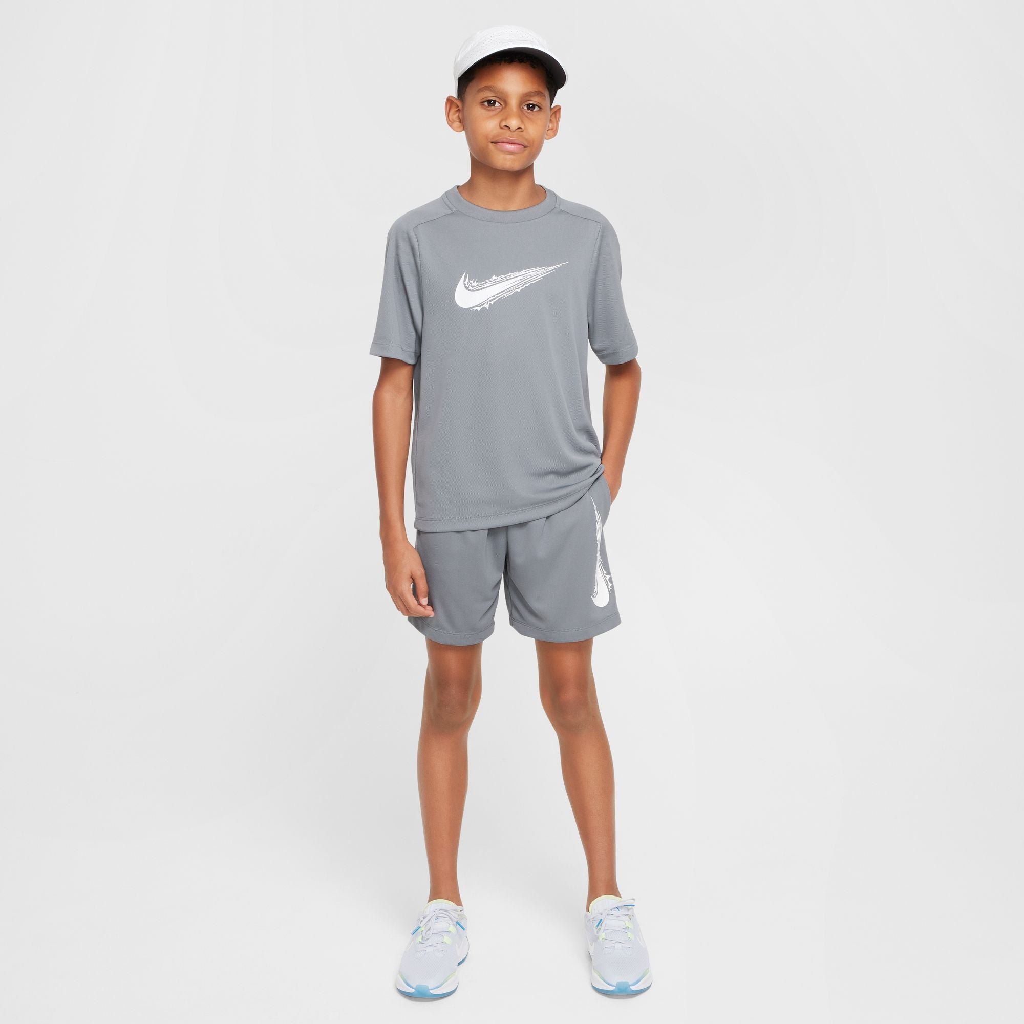084 - GREY