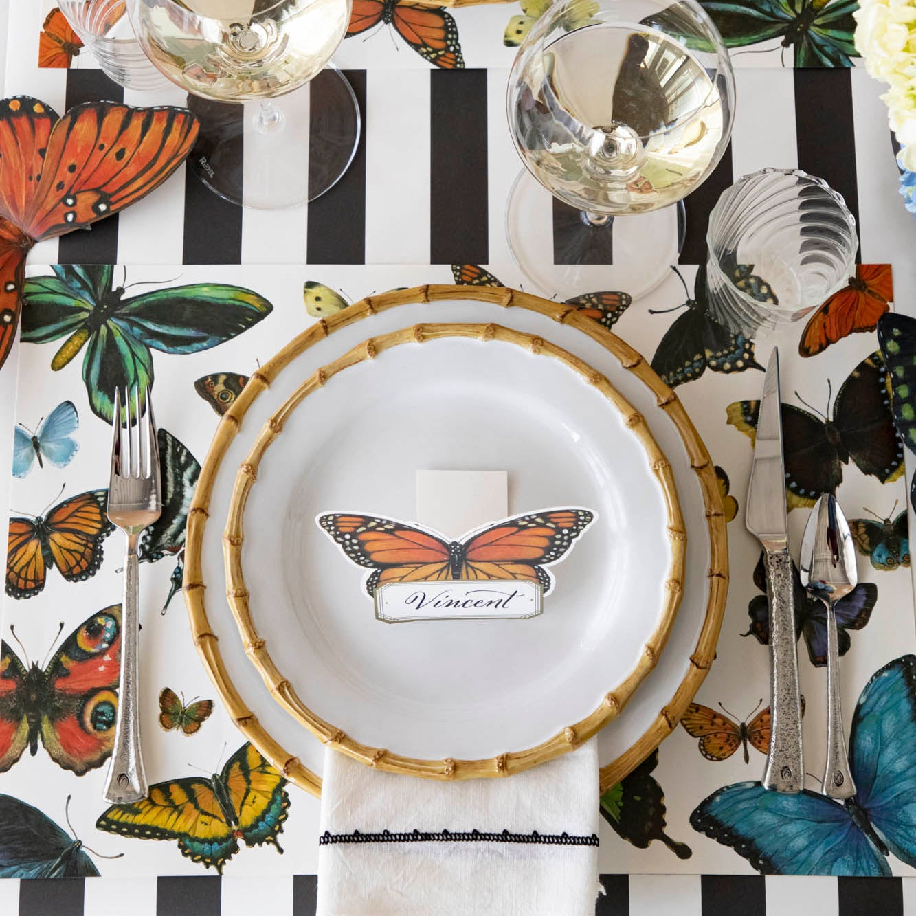Butterfly Flight Placemat - Non-Slip Waterproof Table Mat for Dining, Kitchen, and Outdoor Picnics - Elegant Butterfly Design Home Decor