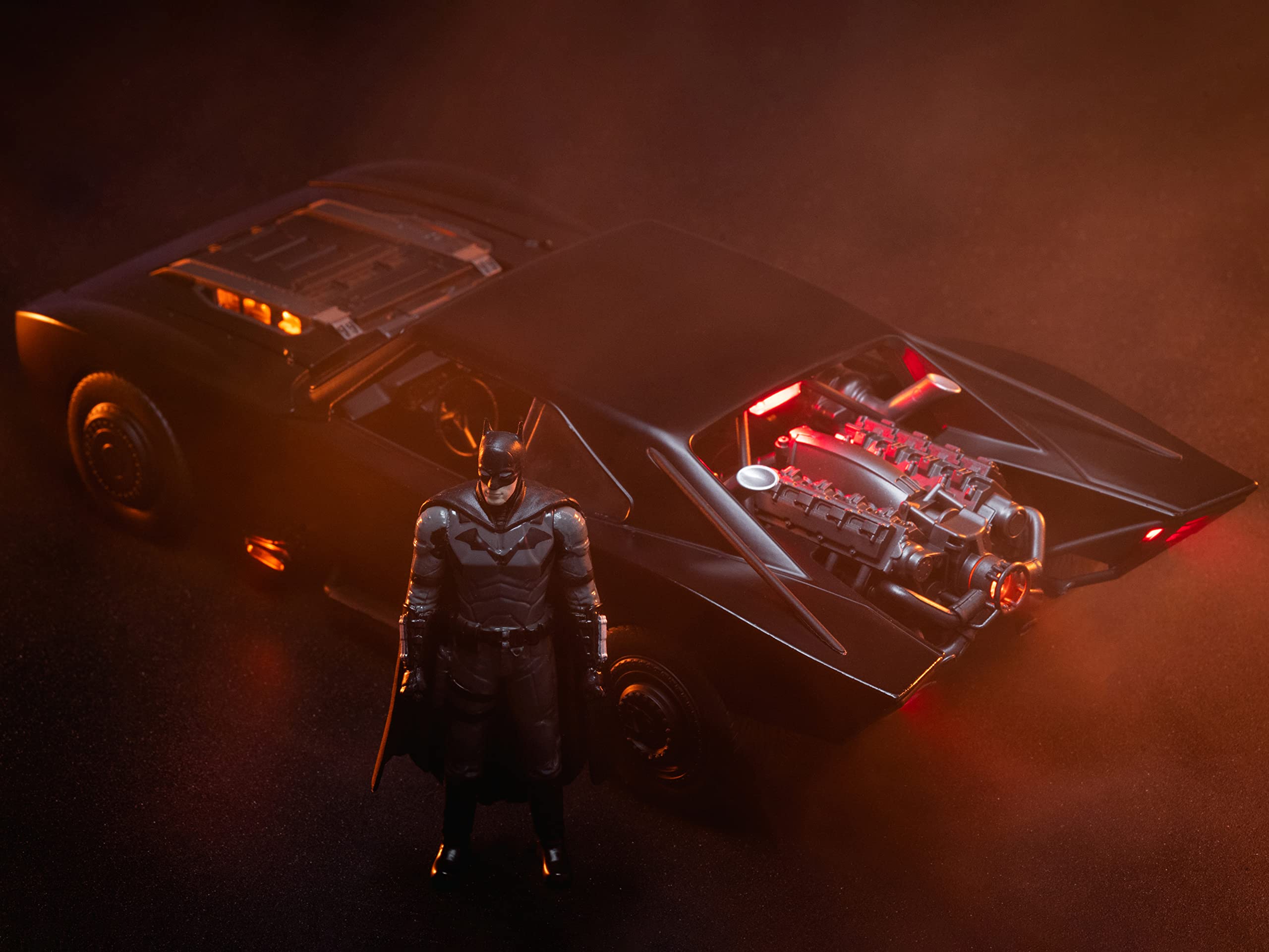 Jada Toys DC Comics The Batman 1:18 Scale Die-Cast Batmobile with LED Lights & 3.75